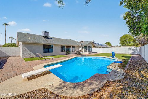 2067 W Gila Ln, Chandler, AZ, 85224-8391 | Card Image