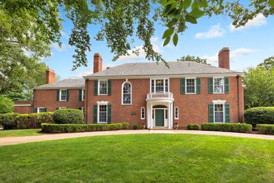 This classic Georgian Estate will impress you from the moment you pass through the cast iron gates. | Image 2