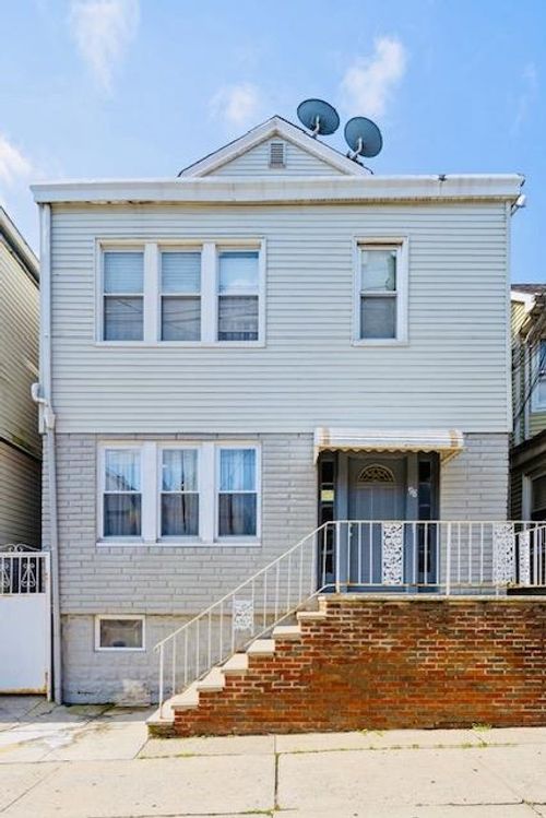 1-98 Bergen Ave, Kearny, NJ, 07032 | Card Image