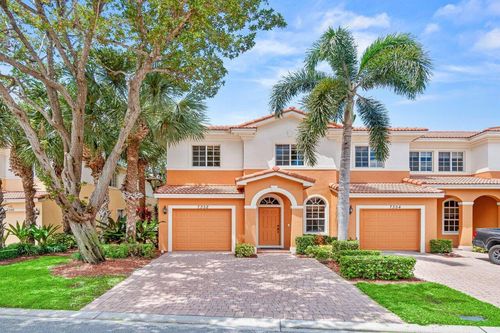 7352 Briella Dr, Boynton Beach, FL, 33437-3770 | Card Image
