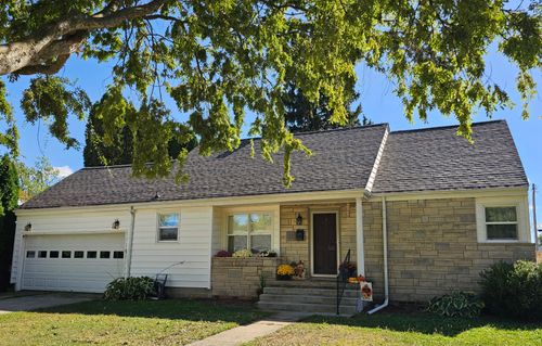 115 E Pinehurst St, Sidney, OH, 45365-1647 | Card Image