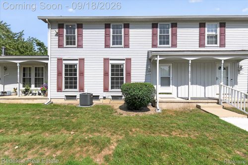 28308 Coventry Ct, Trenton, MI, 48183-5011 | Card Image