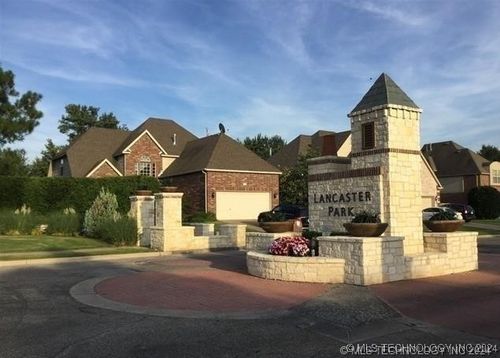 4208 W Freeport St, Broken Arrow, OK, 74012-8628 | Card Image