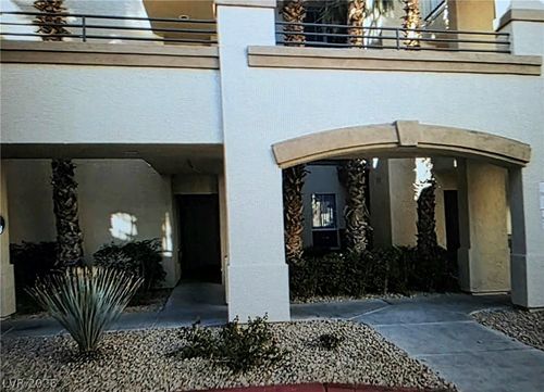110-7135 S Durango Dr, Las Vegas, NV, 89113-2079 | Card Image