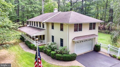 1 Craig Rd, Annandale, NJ, 08801-3007 | Card Image