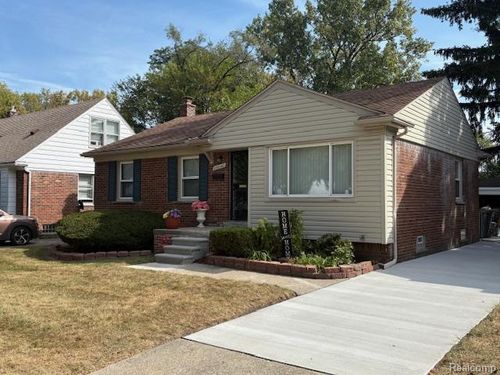 23040 Church St, Oak Park, MI, 48237-2427 | Card Image