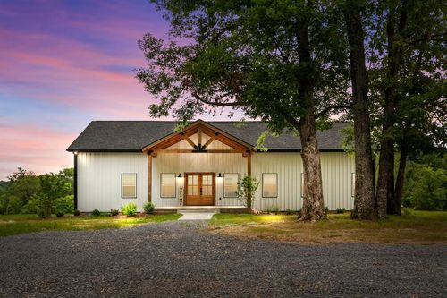 6060 Washer Rd, Lyles, TN, 37098-2214 | Card Image