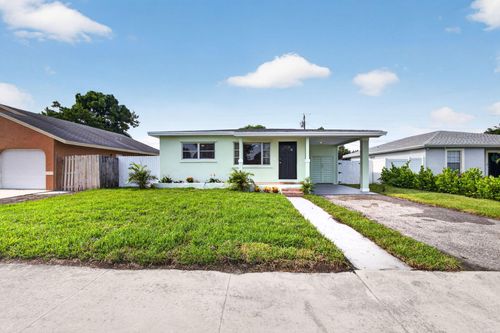 1547 W 10th Street, Riviera Beach, FL, 33404 | Card Image