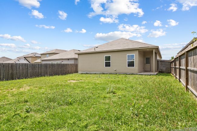 7175 Lunar Eclipse, House other with 3 bedrooms, 2 bathrooms and null parking in Converse TX | Image 24