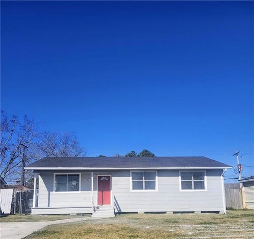 333 Glendella Dr, Westwego, LA, 70094-2521 | Card Image