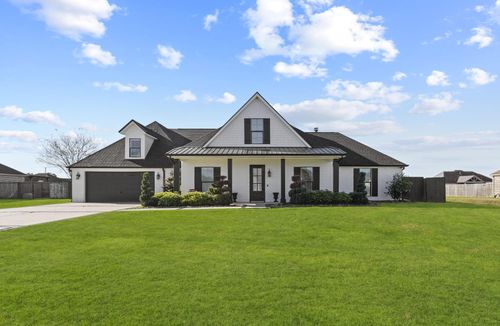 617 Continental Dr., Bridge City, TX, 77611 | Card Image