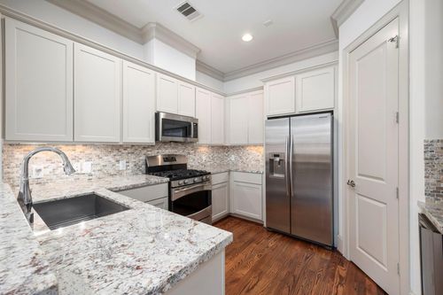 apt-125-3302 Audley St, Houston, TX, 77098-1973 | Card Image