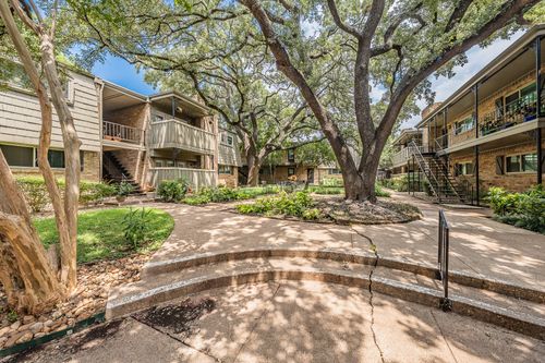 225-7706 Meadow Rd, Dallas, TX, 75230-4806 | Card Image