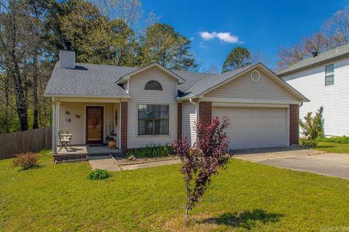 8 Calvary Cir, Little Rock, AR, 72211-4044 | Card Image