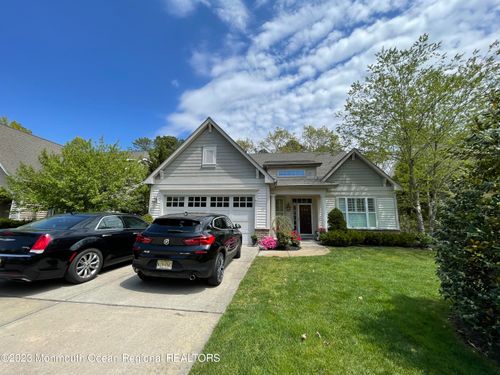 535 Country Club Dr, Egg Harbor City, NJ, 08215-5101 | Card Image