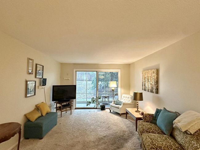 APT-138 - 132 Demont Ave E, Condo with 2 bedrooms, 2 bathrooms and null parking in Little Canada MN | Image 9