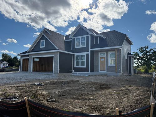 W215N4855 Kathleen Dr, Menomonee Falls, WI, 53051-1664 | Card Image