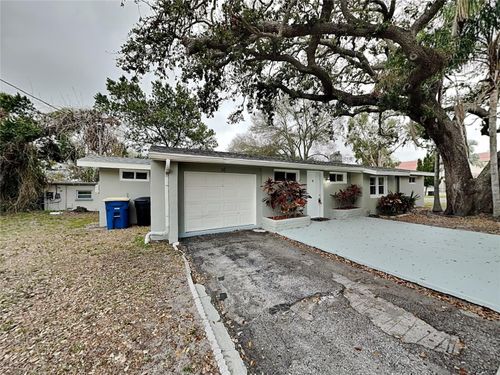 16 N San Remo Avenue, CLEARWATER, FL, 33755 | Card Image
