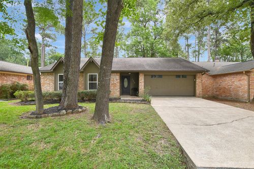 106 N Woodstock Circle Dr, The Woodlands, TX, 77381-2713 | Card Image