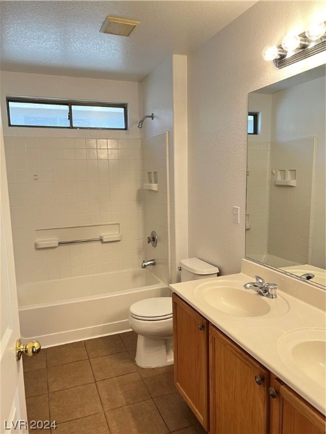 0 - 8528 Cheerful Brook Ave, House other with 5 bedrooms, 3 bathrooms and null parking in Las Vegas NV | Image 14