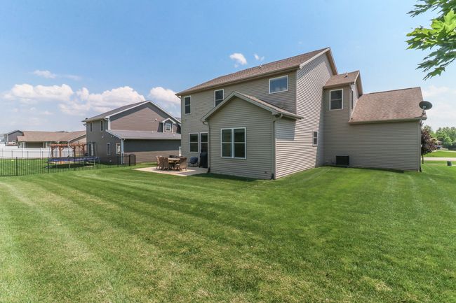 402 Raef Rd, House other with 4 bedrooms, 5 bathrooms and 3 parking in Downs IL | Image 43
