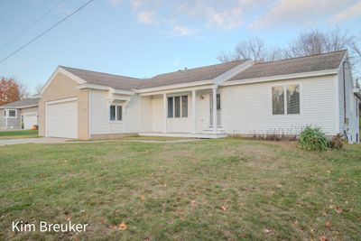 10130 64th Avenue, House other with 4 bedrooms, 2 bathrooms and null parking in Allendale MI | Image 3