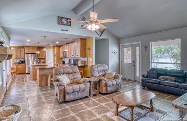 270 Robinson Rd, House other with 4 bedrooms, 3 bathrooms and null parking in Concan TX | Image 31