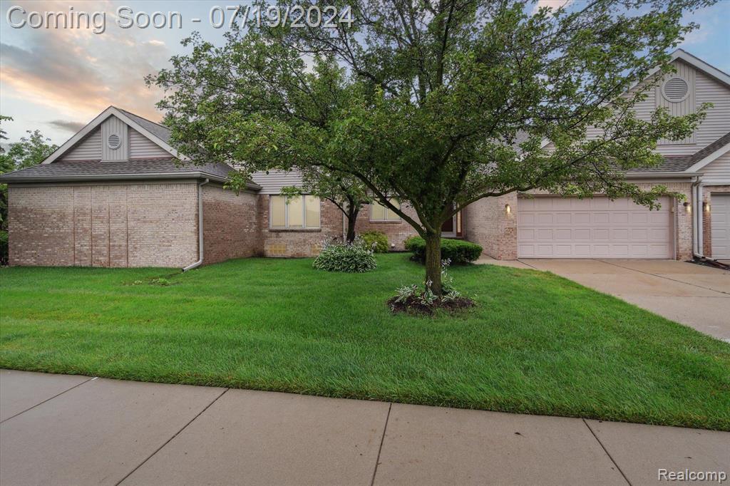 Essex Ln, Canton, MI 48187