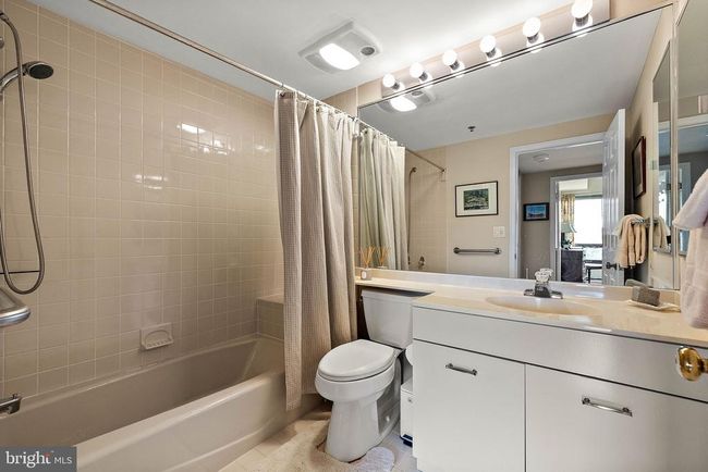 APT-412 - 1100 Lovering Ave, Condo with 3 bedrooms, 2 bathrooms and null parking in WILMINGTON DE | Image 16