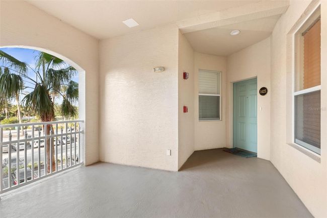 APT-1425 - 5 Ocean Crest Way, Condo with 3 bedrooms, 2 bathrooms and null parking in PALM COAST FL | Image 4