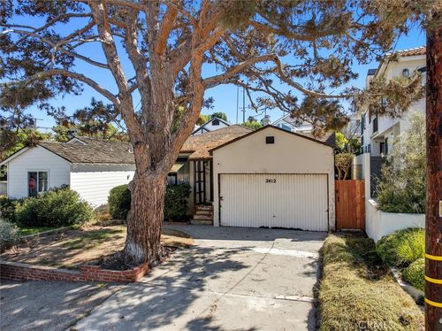 2412 Pine Ave, Manhattan Beach, CA, 90266-2837 | Card Image