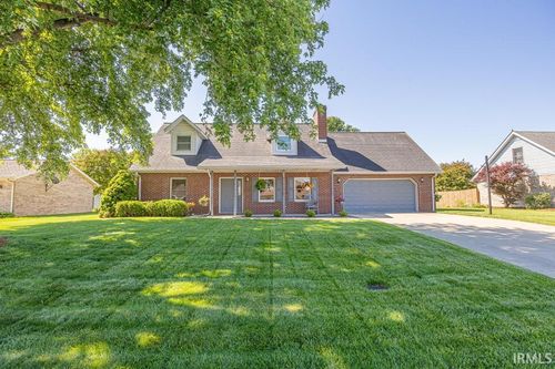 986 Chad Ave, Jasper, IN, 47546-3966 | Card Image