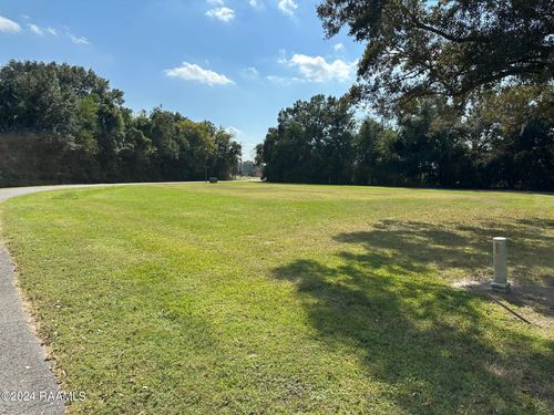 12210 Lake Breeze Dr, Erath, LA, 70533-5471 | Card Image