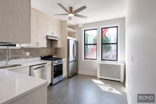 2-25-38 18th St, Astoria, NY, 11102-3551 | Card Image