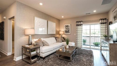 1021 Vanderbergh, Monroe, NJ, 08831-3380 | Card Image