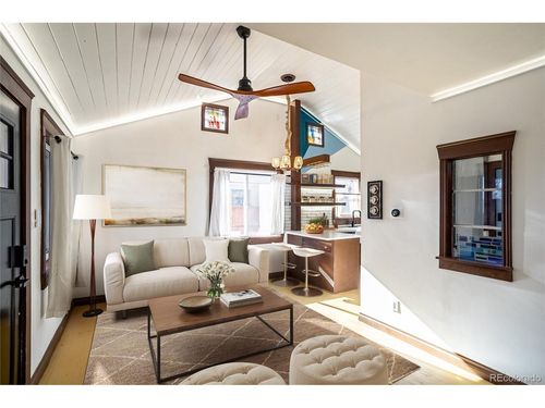 3335 Dexter St, Denver, CO, 80207-1859 | Card Image