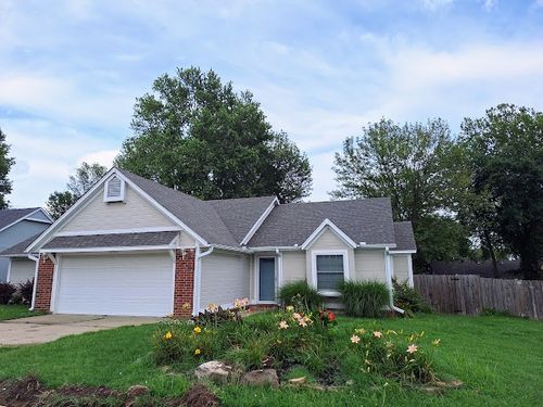 1025 Meadowlark Ln, Siloam Springs, AR, 72761-2000 | Card Image