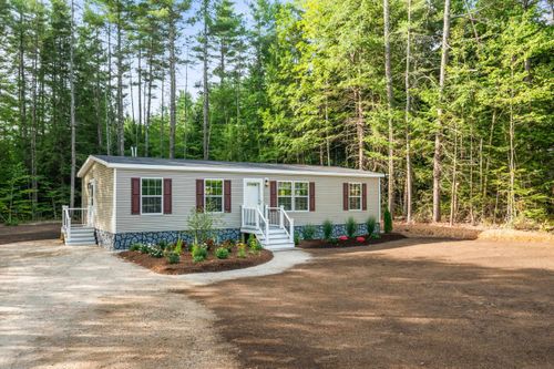 33 Old Bridge Ct, Effingham, NH, 03882-8263 | Card Image