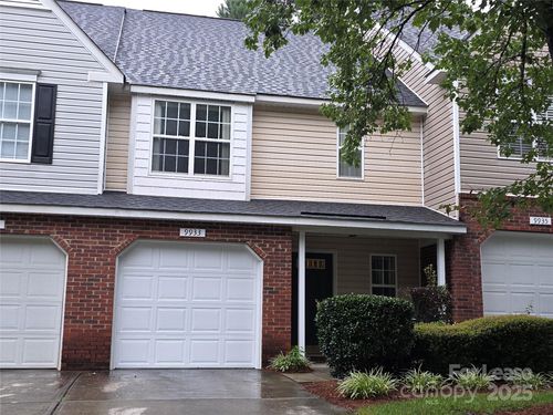 9933 Birch Knoll Ct, Charlotte, NC, 28213-4075 | Card Image