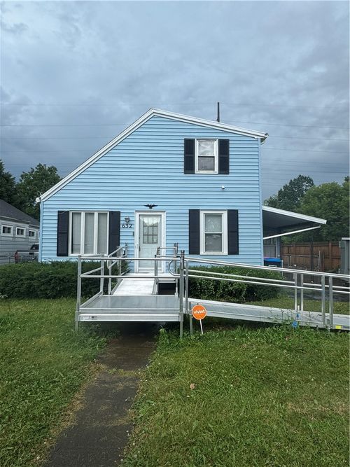 632 Bennington Dr, Greece, NY, 14616-3931 | Card Image