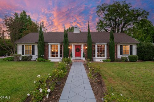 2067 E Woodlyn Rd, Pasadena, CA, 91104-3329 | Card Image