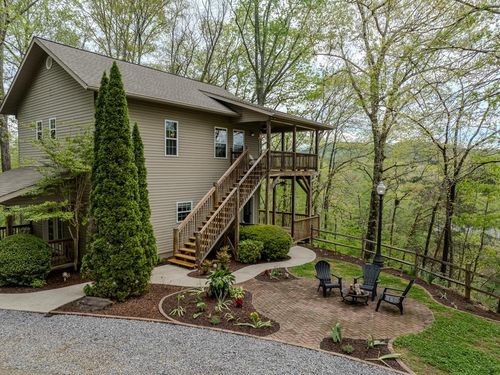 95 Remington Ln, Murphy, NC, 28906-7029 | Card Image