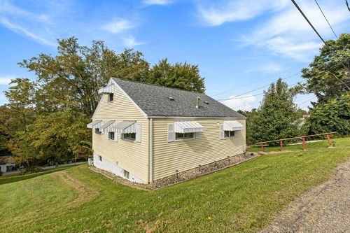 20 Birch Ln, Wheeling, WV, 26003-4940 | Card Image
