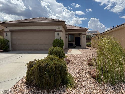 2851 Sapphire Desert Dr, Henderson, NV, 89052-7104 | Card Image