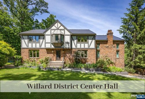 24 Red Rock Ct, Ridgewood, NJ, 07450-1140 | Card Image