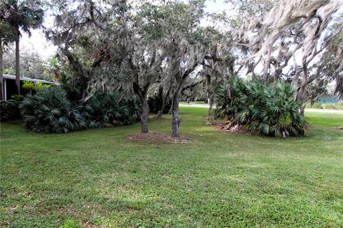 498 Sioux Blvd, OAK HILL, FL, 32759-9378 | Card Image
