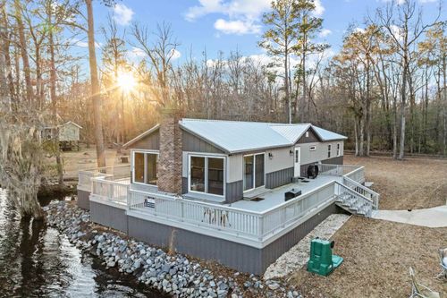 7122 Cox Lake Rd, Mullins, SC, 29574-6256 | Card Image