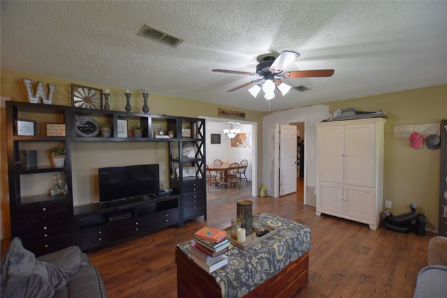 114 Amy Ct, House other with 3 bedrooms, 2 bathrooms and null parking in Collinsville TX | Image 6