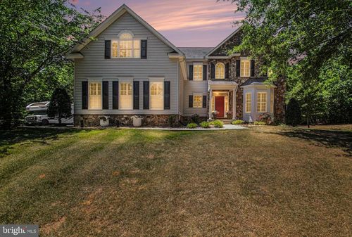 335 Gentle Breeze Cir, FREDERICKSBURG, VA, 22406-5048 | Card Image