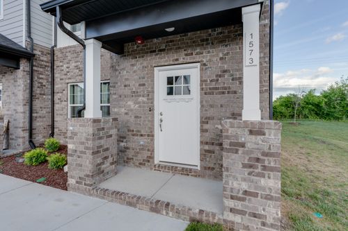 1573 Elliott Williams Pvt Way, Gallatin, TN, 37066-4897 | Card Image